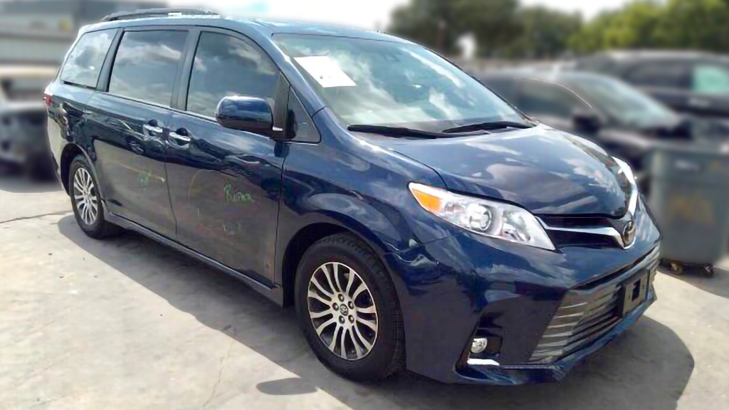 buy Toyota Sienna 2019