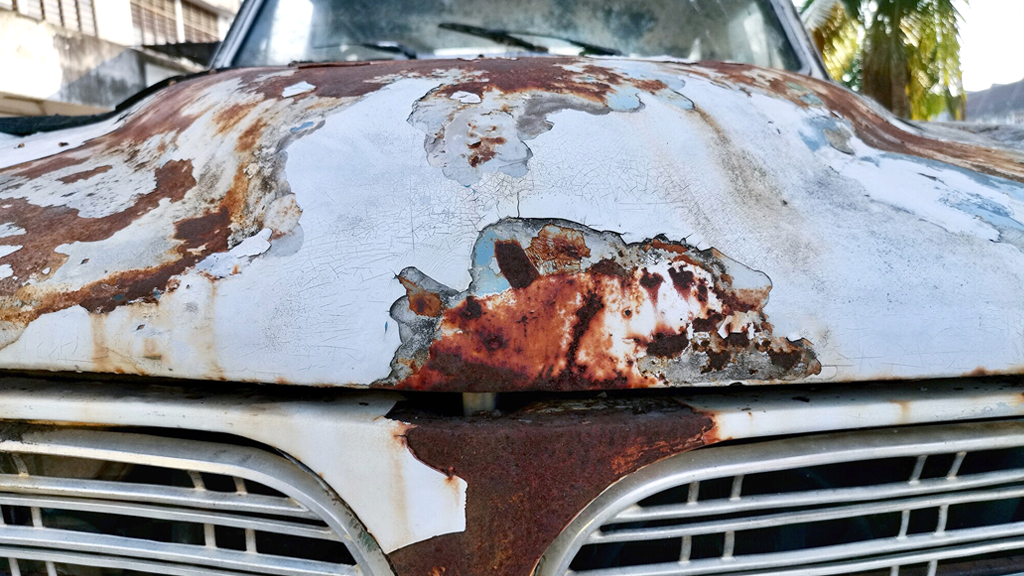 how to avoid rust on car