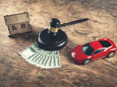 Paying-for-a-Car-at-the-Insurance-Auto-Auctions